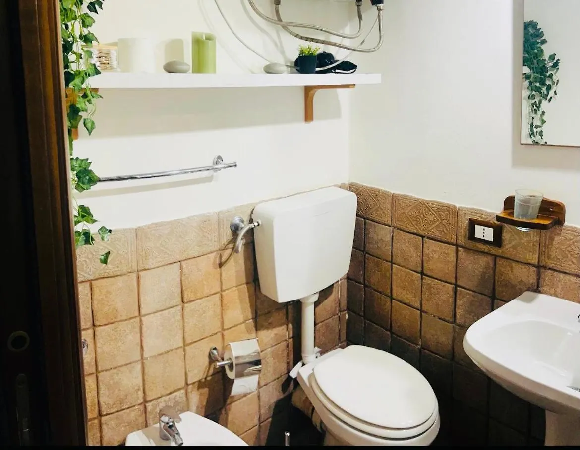 Quattro Canti Bijoux Home Palermo 0*,  Italia